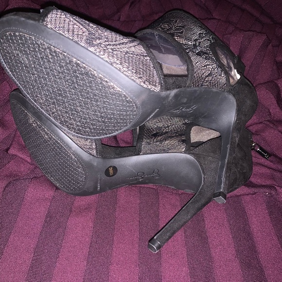 Open Toe Lace Booties by Jessica Simpson! - Picture 3 of 4